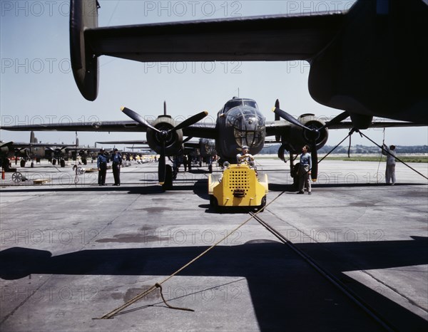 Douglas Aircraft Company, Long Beach, California, USA, Alfred T Palmer for Office of War Information, October 1942