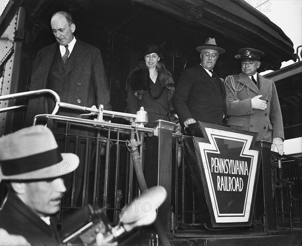 U.S. Secretary Henry Morgenthau Jr., First Lady Eleanor Roosevelt, U.S. President Franklin Roosevelt, on back of Pennsylvania Railroad Train, Harris & Ewing, 1935
