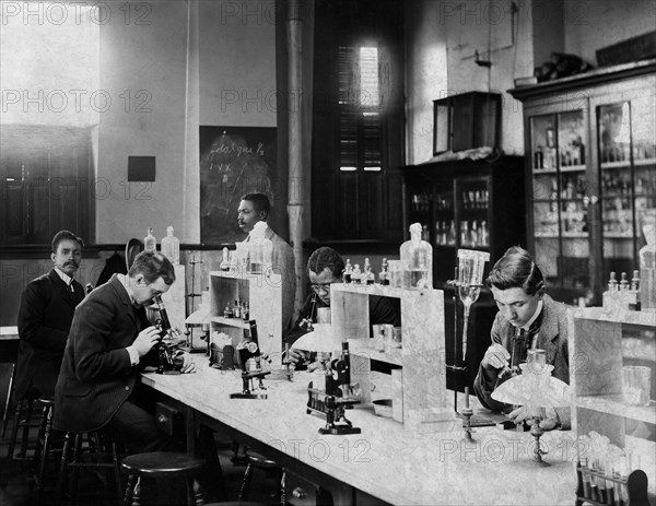 Class in Bacteriology Laboratory, Howard University, Washington DC, USA, W.E.B. DuBois Collection, 1900