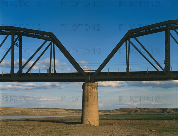 Calipso Bridge, Spanning Yellowstone River, Terry, Montana, USA, Jet Lowe, 1960's