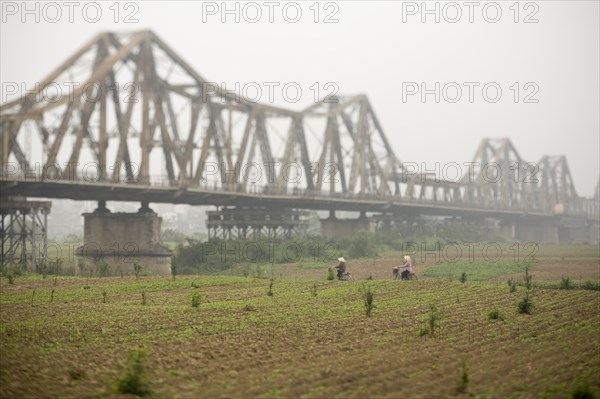 Long Bien Bridge, Hanoi, Vietnam