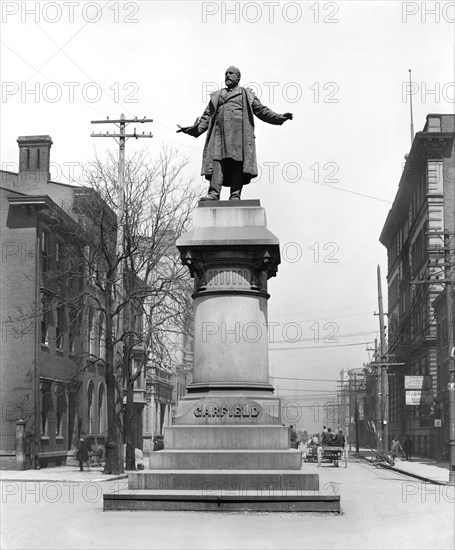 James A. Garfield Statue, Cincinnati, Ohio, USA, Detroit Publishing Company, 1900