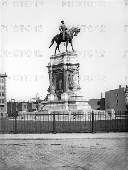 General Robert E. Lee Monument, Richmond, Virginia, USA, Detroit Publishing Company, 1905