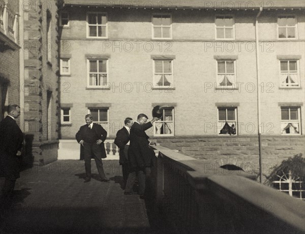 U.S. President Theodore Greeting Crowd Overlooking Hotel Balcony, Glenwood Springs, Colorado, USA, May 1905