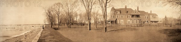 Summer residence of Pres. Wm. H. Taft at Beverly, Mass., Photograph by Wm. Mills & Son, 1909