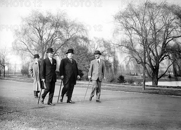 U.S. President William Howard Taft taking a Stroll with Archibald Butts, Military Aide, and Charles Dewey Hilles, Personal Secretary to the President, Washington D.C., USA, Photograph by Harris & Ewing, 1910