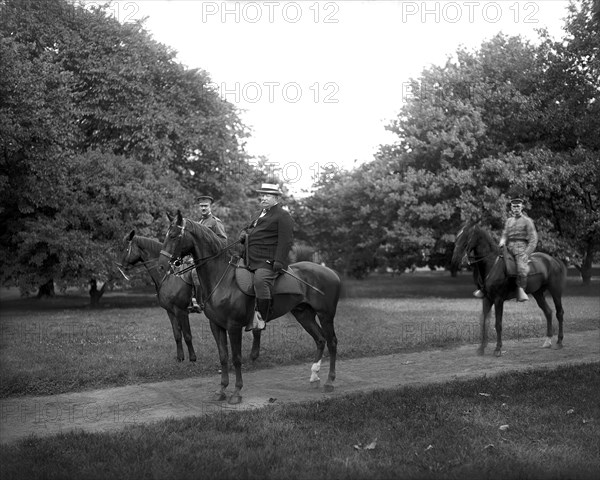 U.S. Secretary of War William Howard Taft on Horseback, Washington, D.C., USA, Photograph by Harris & Ewing, 1908