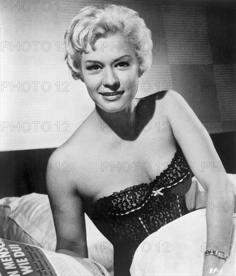 Ingrid van Bergen, Publicity Portrait for the Film, "Roses for the Prosecutor", aka "Rosen für den Staatsanwalt", Altura Films International, 1959