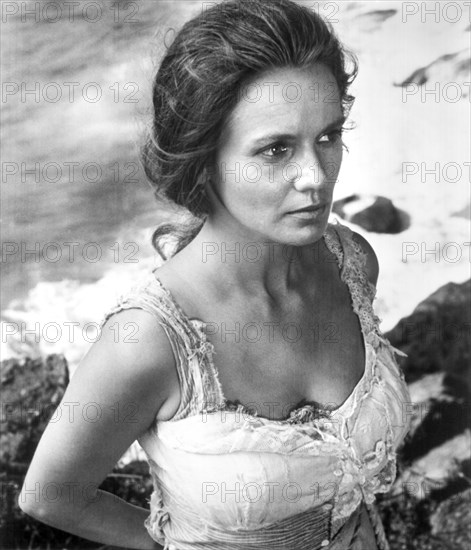 Trish Van Devere, Publicity Portrait for the Film, "The Savage is Loose", Campbell Devon Films, 1974