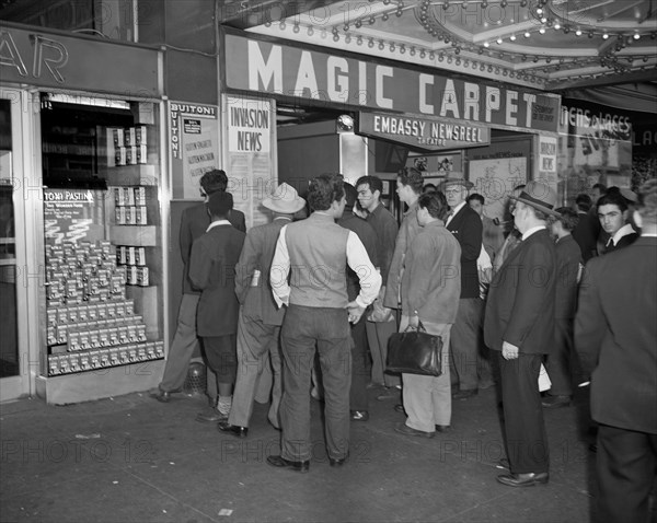 World War II, D-Day, Times Square, New York City, historical,