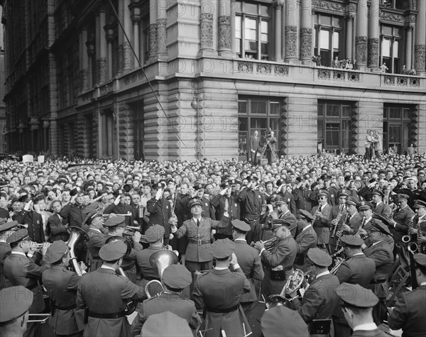 people, World War II, D-Day, parade, New York City, historical,