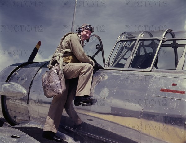 airplane, military, man, World War II, WWII, historical,