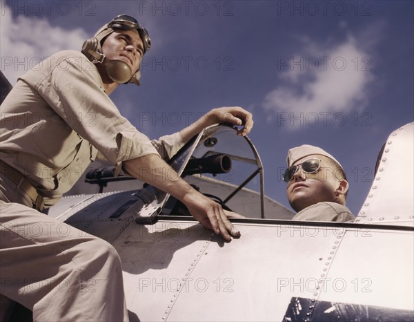 airplane, military, men, World War II, WWII, historical,