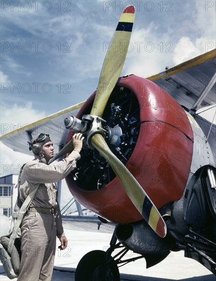 airplane, military, man, World War II, WWII, historical,