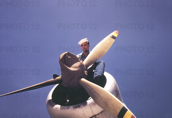 airplane, military, man, World War II, WWII, historical,