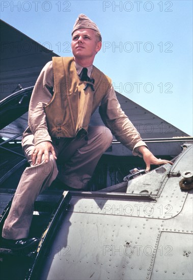 airplane, military, man, World War II, WWII, historical,