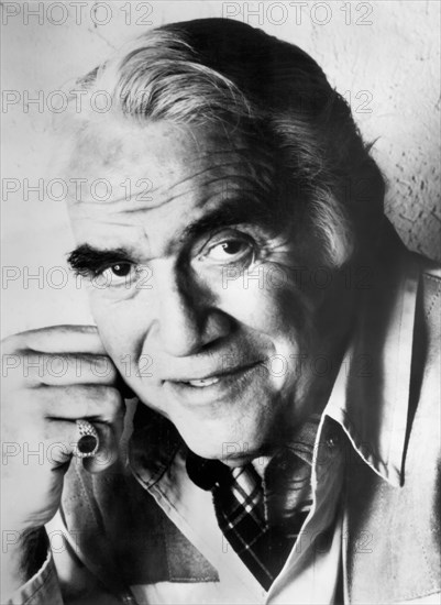 Lorne Greene, man, actor, celebrity, entertainment, historical,