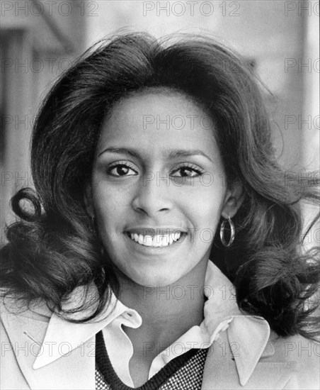 Sheila Frazier, woman, actress, celebrity, entertainment, historical,