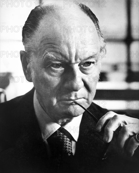 John Gielgud, man, actor, celebrity, entertainment, historical,