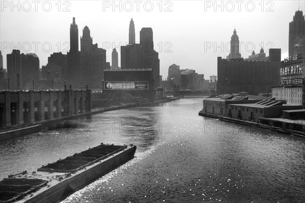 Coal barge in Chicago River