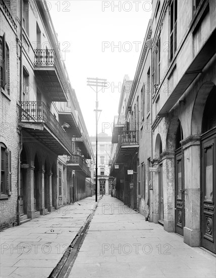 Exchange Alley and Entrance to Royal Hotel