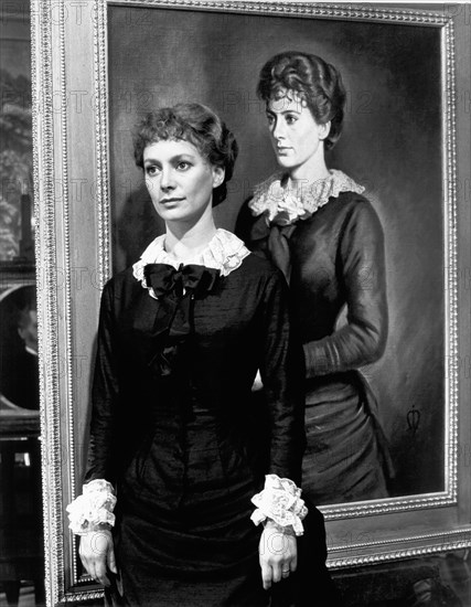 Francesca Annis as Lillie Langtry