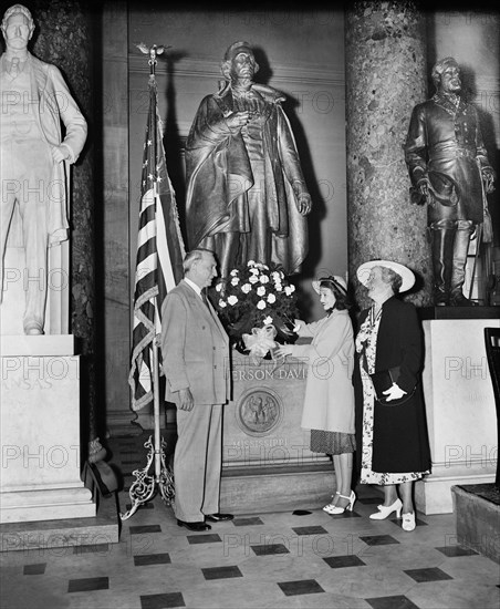 130th anniversary of the birth of Jefferson Davis being observed with Wreath at his Statue