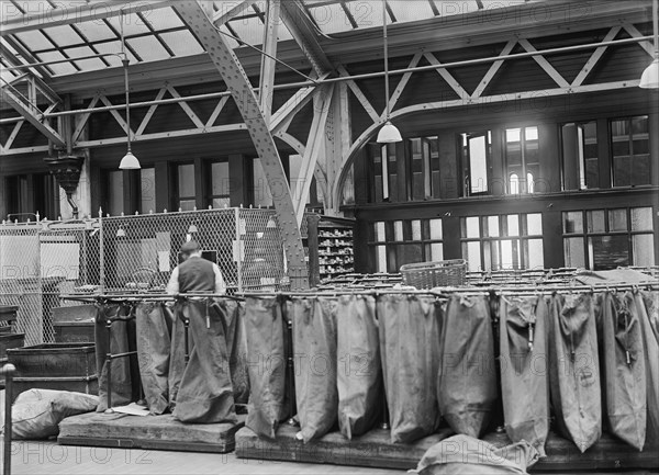 Post Office Mailbags, Washington, 1913