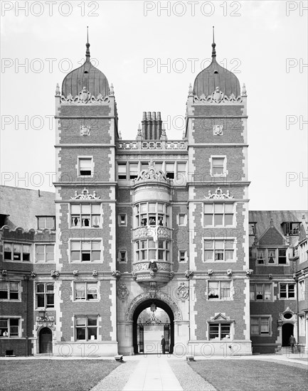 War Memorial Tower, University of Pennsylvania, 1904