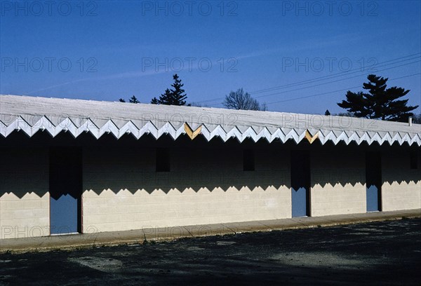 Snow Flake Motel, Lincoln Township,