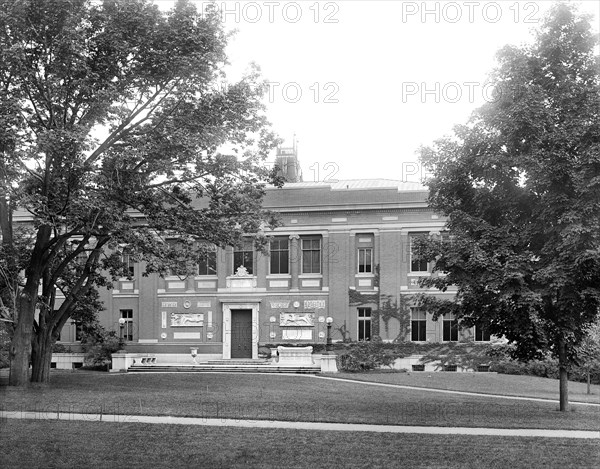 Robinson Hall, Harvard University, 1910's