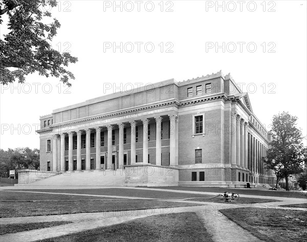 Harry E. Widener Library, Harvard University, 1910's