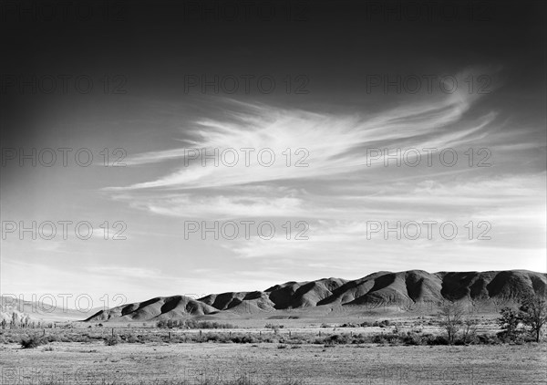 View south from Manzanar to Alabama Hills, Manzanar Relocation Center, 1943