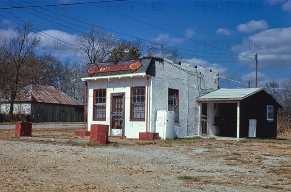 Bill's Gas, Phelps, 1979