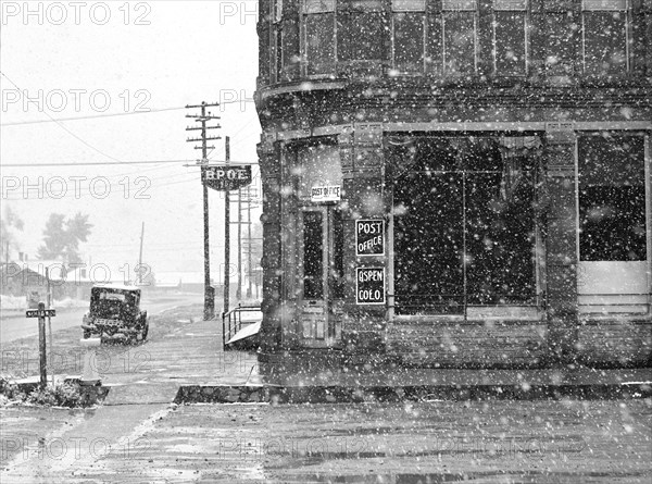 Post Office in Blizzard, Aspen, September 1941