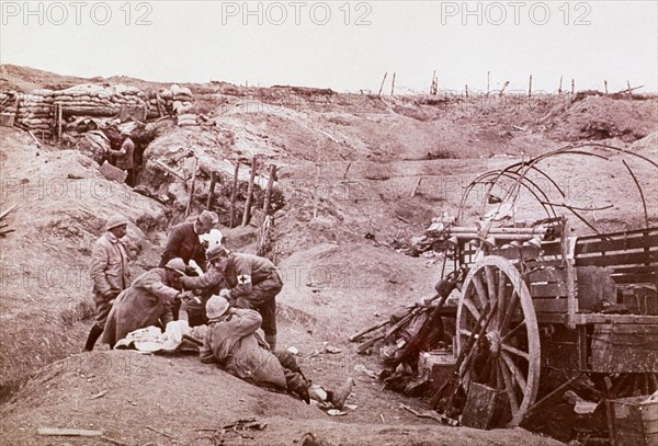Red Cross personnel, in the trenches,