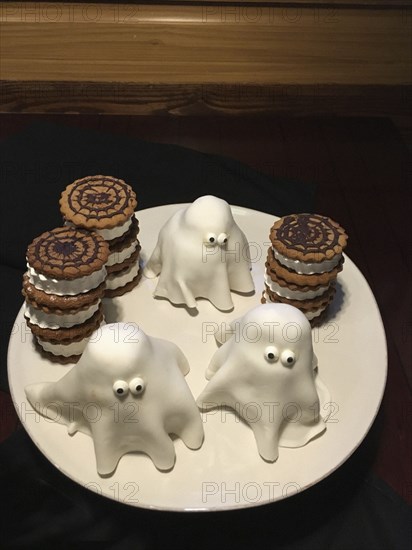 Halloween Baked Goods,,