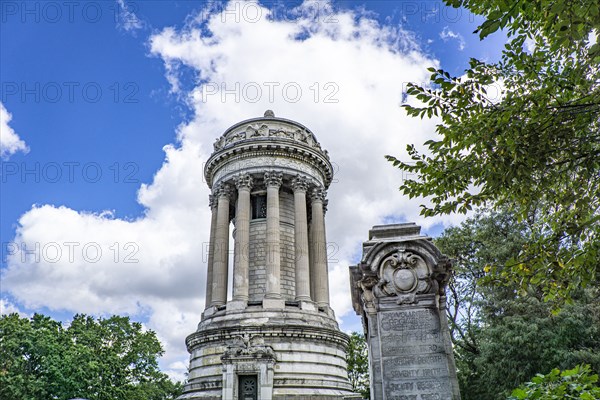 Soldiers' and Sailors' Monument, New York City,