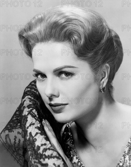 Martha Hyer