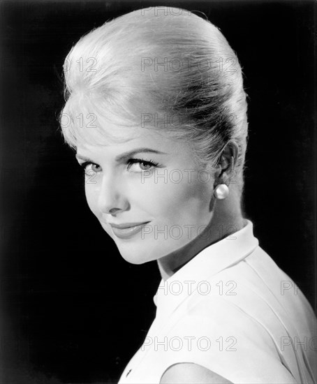 Martha Hyer