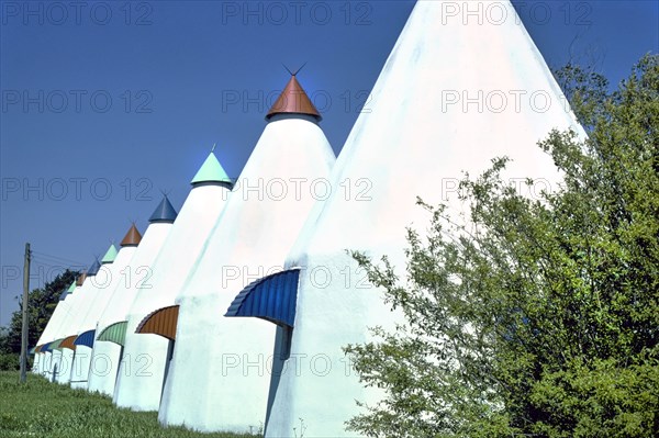 Teepees, Teepees Motel