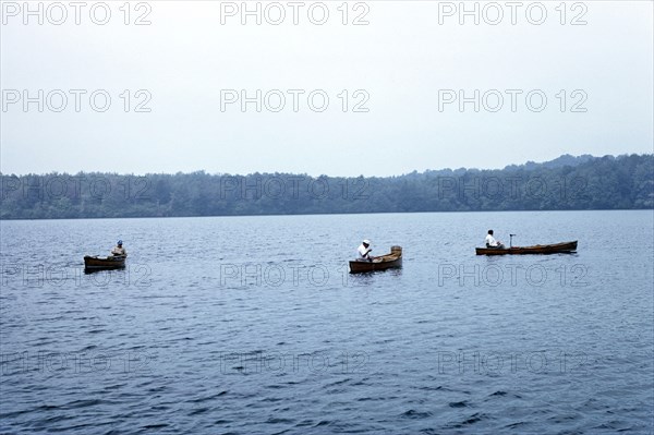 Fishermen, Menges lakeside Resort