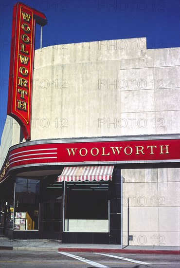 Woolworth, 5248 Lankershim Boulevard