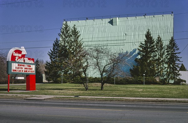 East Main Drive-in Theater, Columbus