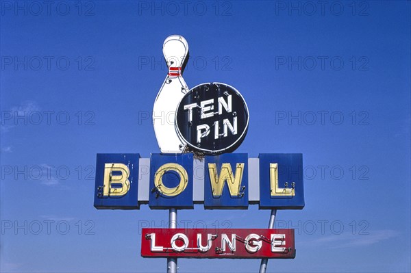 Ten Pin Bowl sign, Route 127
