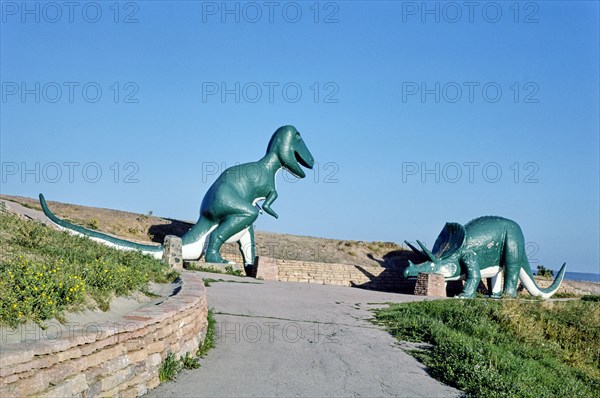 Tyrannosaurus and Triceratops, Dinosaur Park