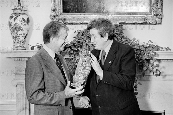 U.S. President Jimmy Carter with Irish Prime Minister Jack Lynch, Half-length Portrait