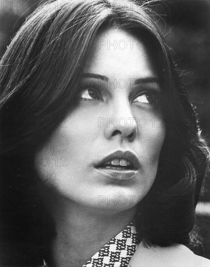 Cristina Raines