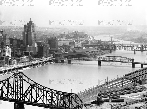 skyline, cityscape, Pittsburgh, Pennsylvania, historical,