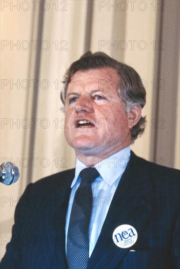 Edward Kennedy, politics, government, political figures, historical,